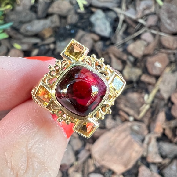 10K YELLOW GOLD CABOCHON GARNET AND CITRINE RING DESIGNER LOOK STATEMENT PIECE